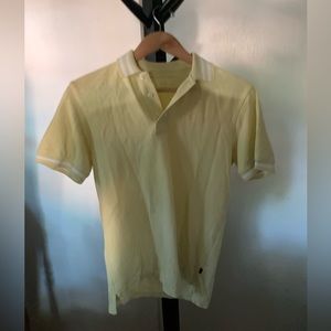 Yellow American Eagle polo shirt. Only worn once or twice.
